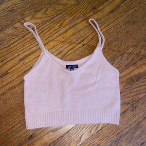 Pink knitted cropped tank top!